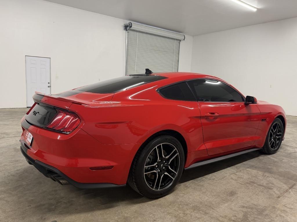 Ford Mustang GT Premium Coupe 2021