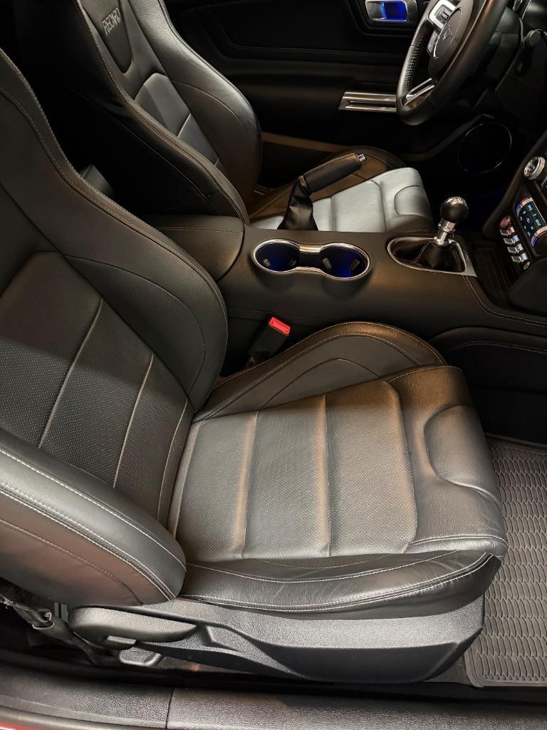 Ford Mustang GT Premium Coupe 2021