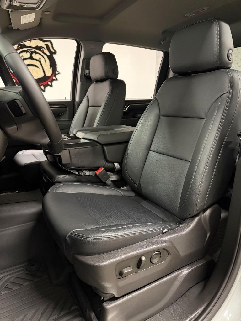 Chevrolet Silverado 2500HD LT Crew Cab Long Box 4WD 2025