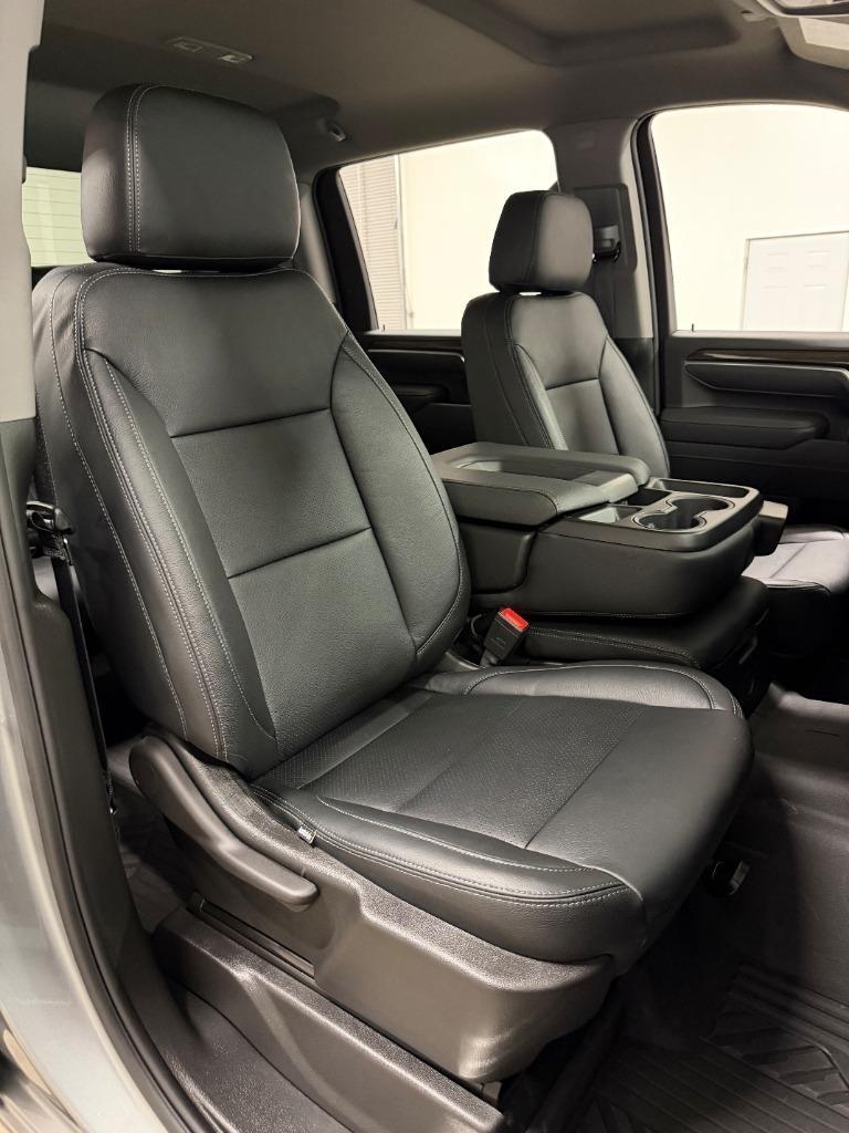 Chevrolet Silverado 2500HD LT Crew Cab Long Box 4WD 2025