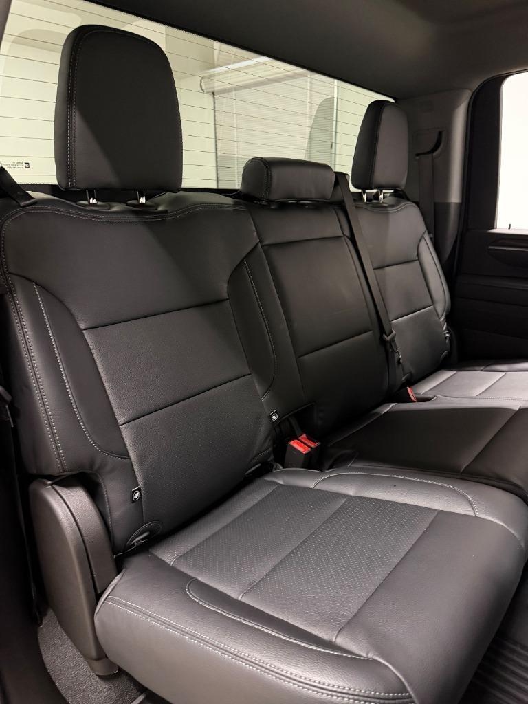 Chevrolet Silverado 2500HD LT Crew Cab Long Box 4WD 2025