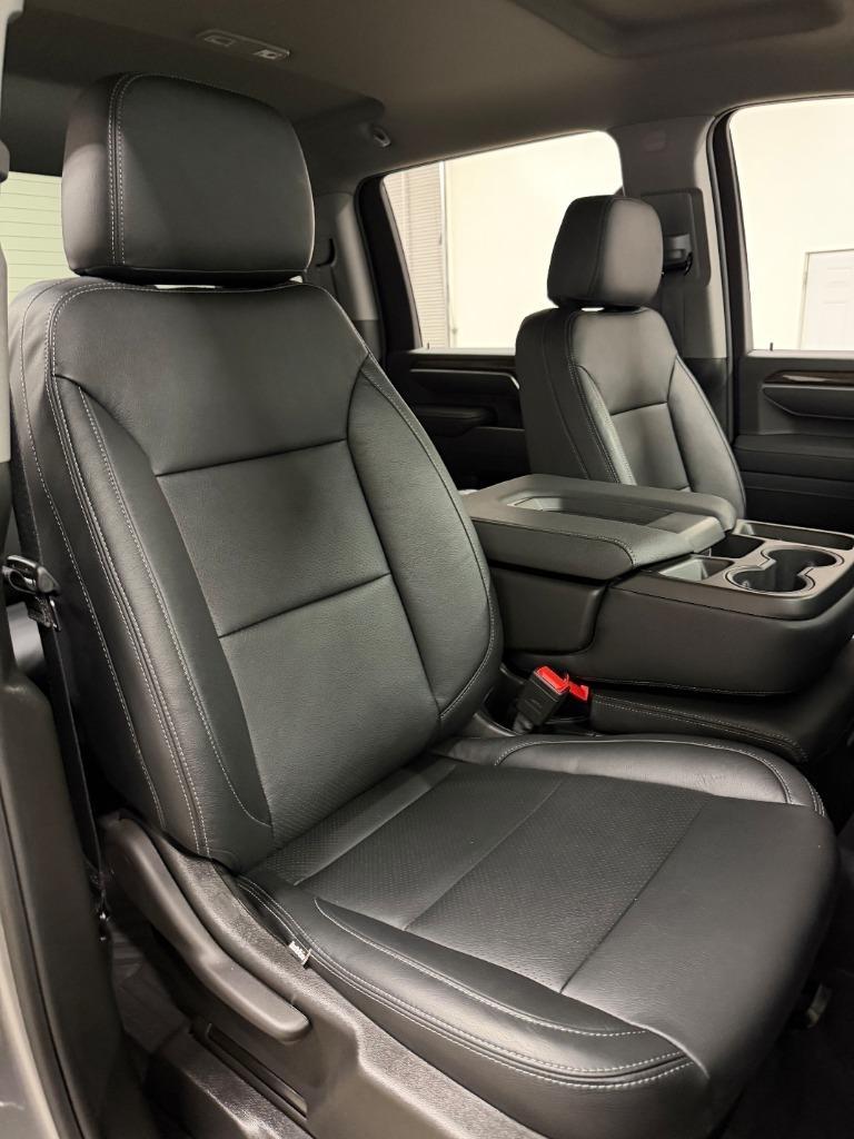 Chevrolet Silverado 2500HD LT Crew Cab Long Box 4WD 2025