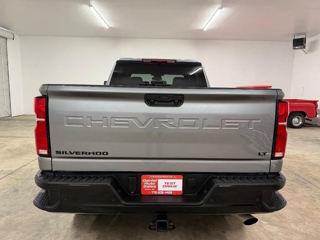 Chevrolet Silverado 2500HD LT Crew Cab Long Box 4WD 2025