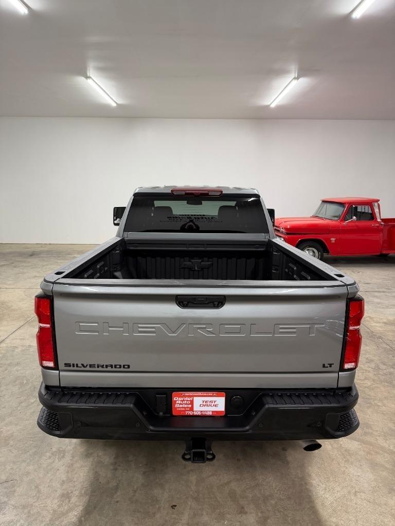 Chevrolet Silverado 2500HD LT Crew Cab Long Box 4WD 2025