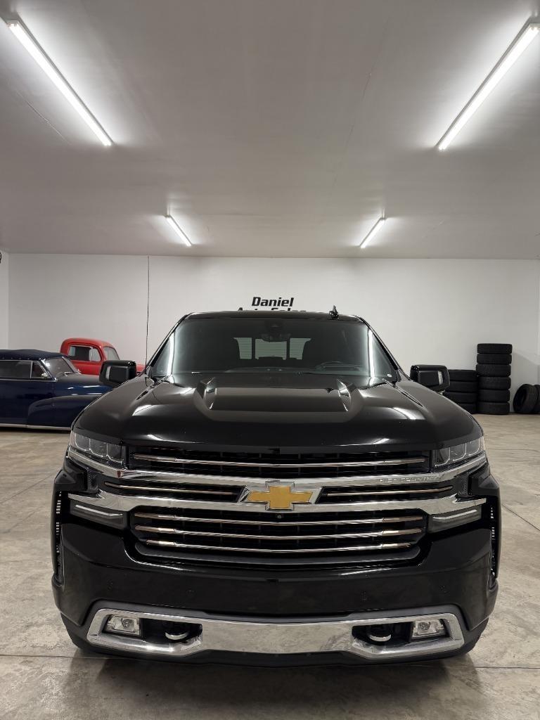 Chevrolet Silverado 1500 High Country Crew Cab 4WD 2020