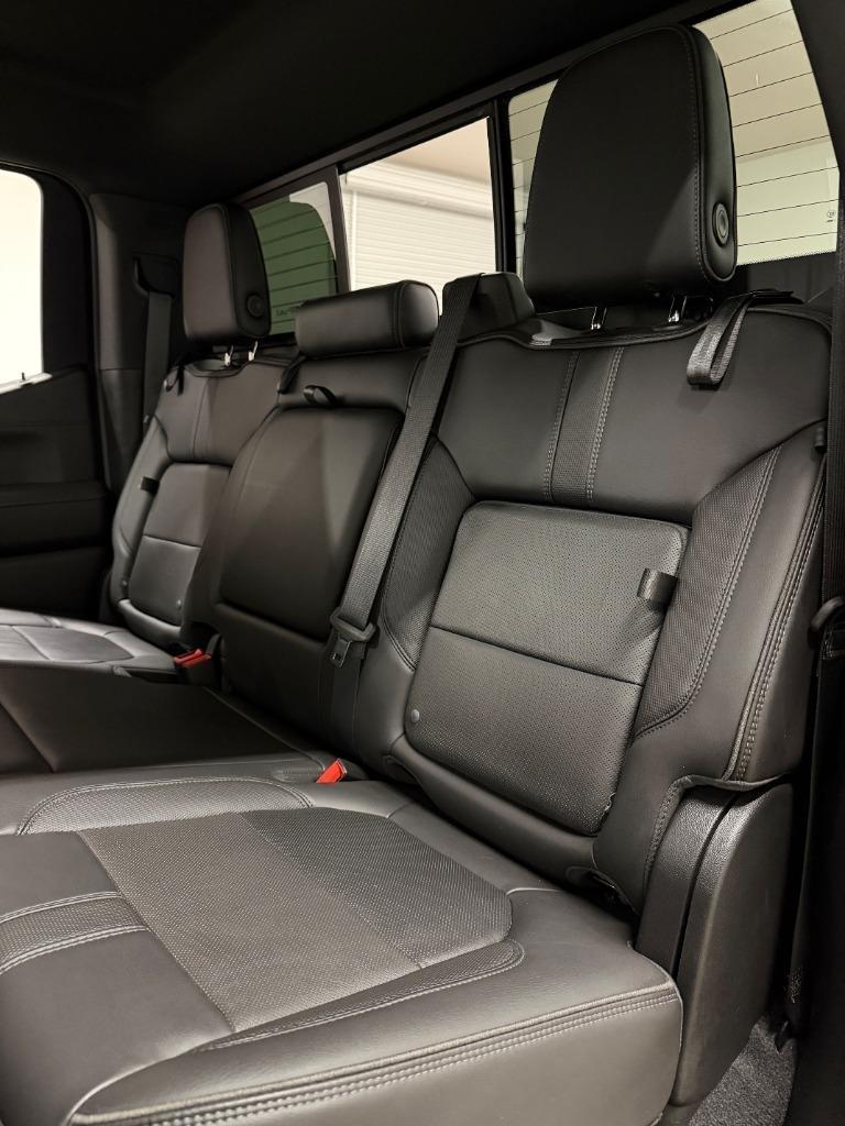 Chevrolet Silverado 1500 High Country Crew Cab 4WD 2020