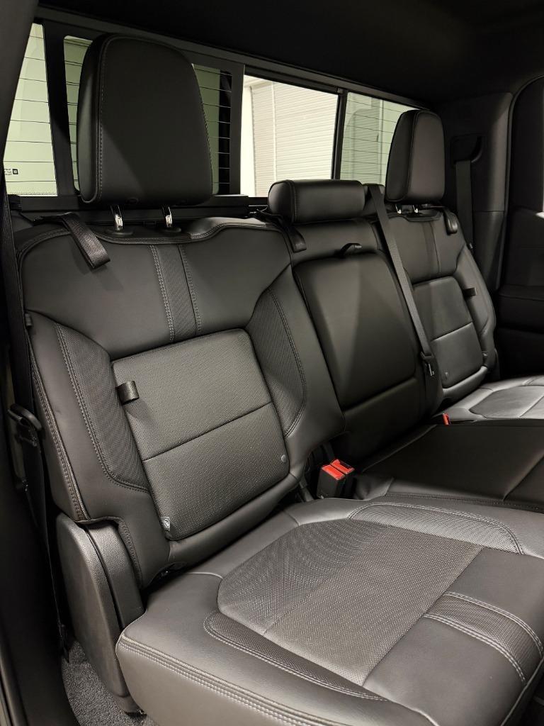 Chevrolet Silverado 1500 High Country Crew Cab 4WD 2020