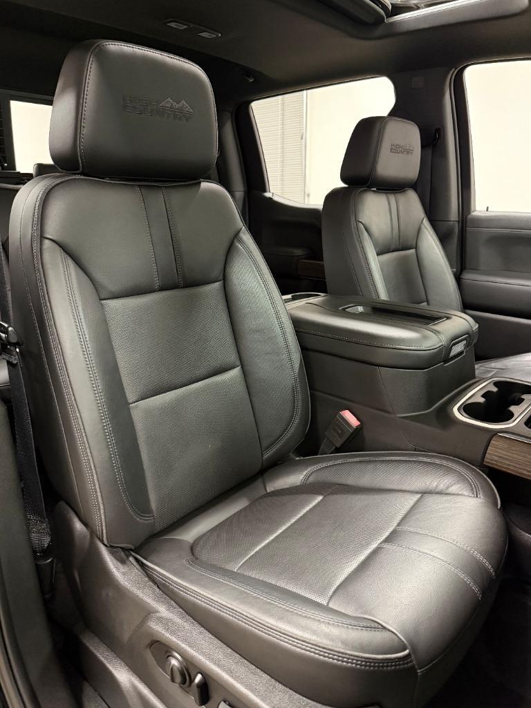 Chevrolet Silverado 1500 High Country Crew Cab 4WD 2020