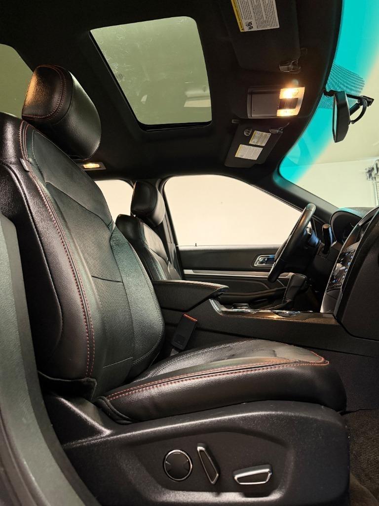 Ford Explorer Sport 4WD 2017