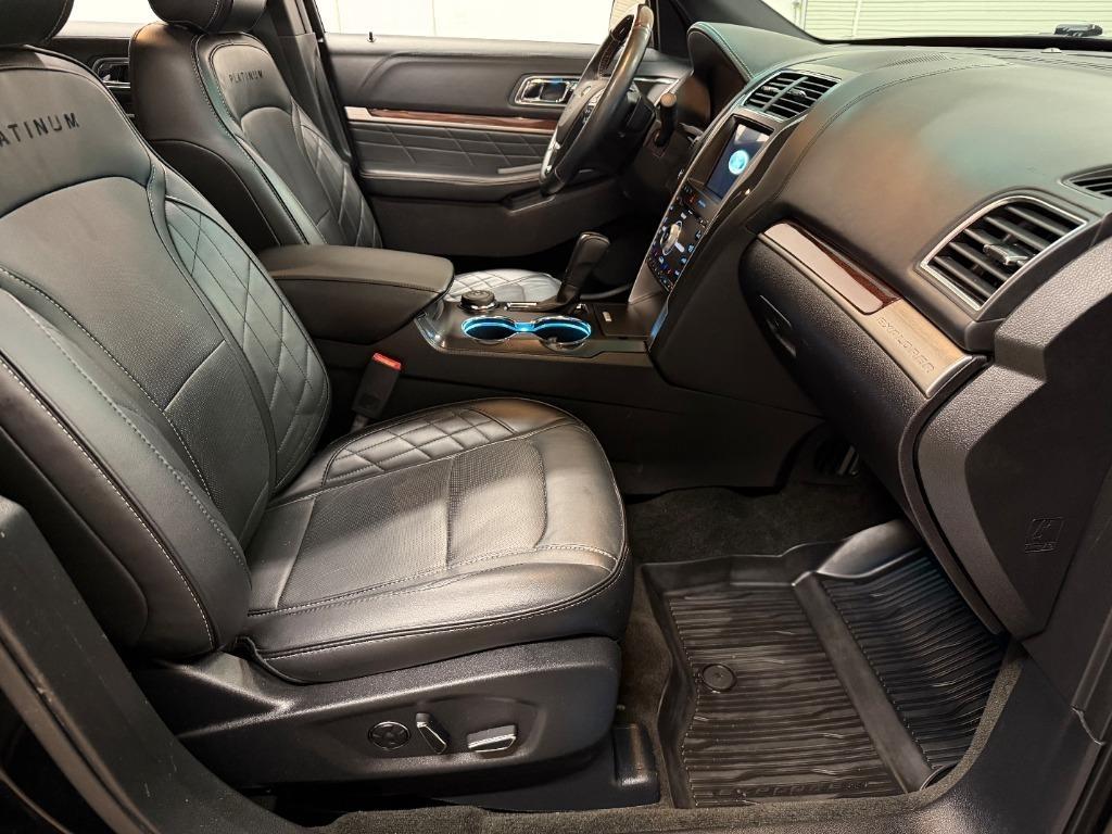 Ford Explorer Platinum AWD 2017