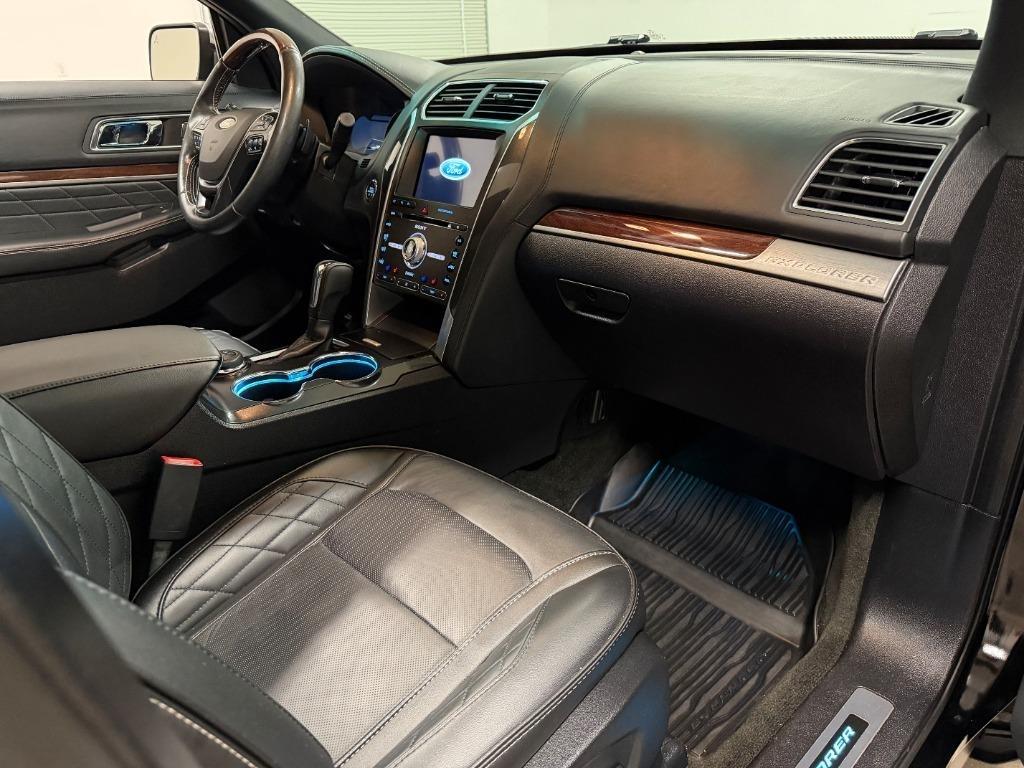 Ford Explorer Platinum AWD 2017