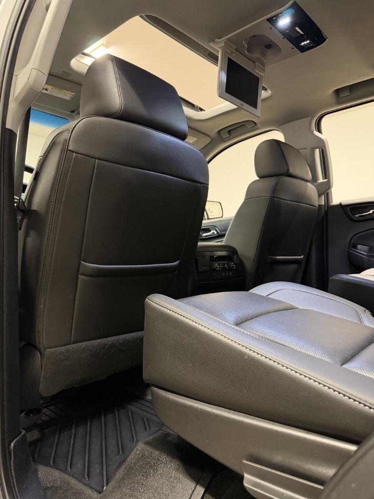 GMC Yukon SLT 2WD 2018