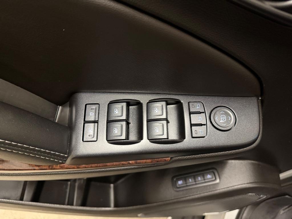GMC Yukon SLT 2WD 2018