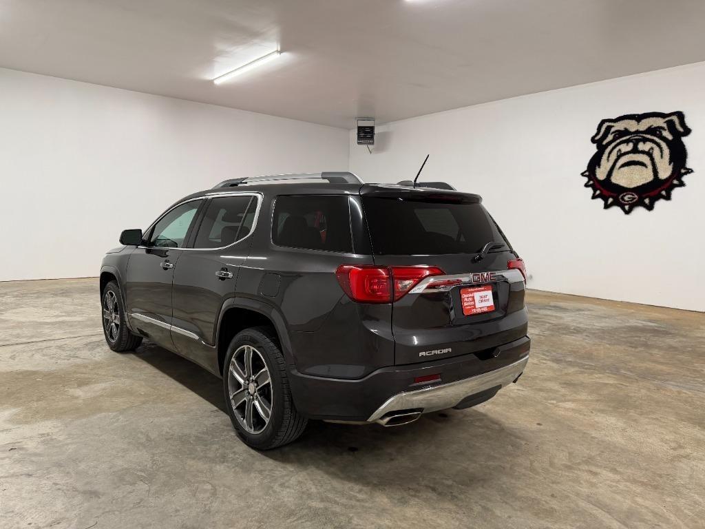 GMC Acadia Denali 2017