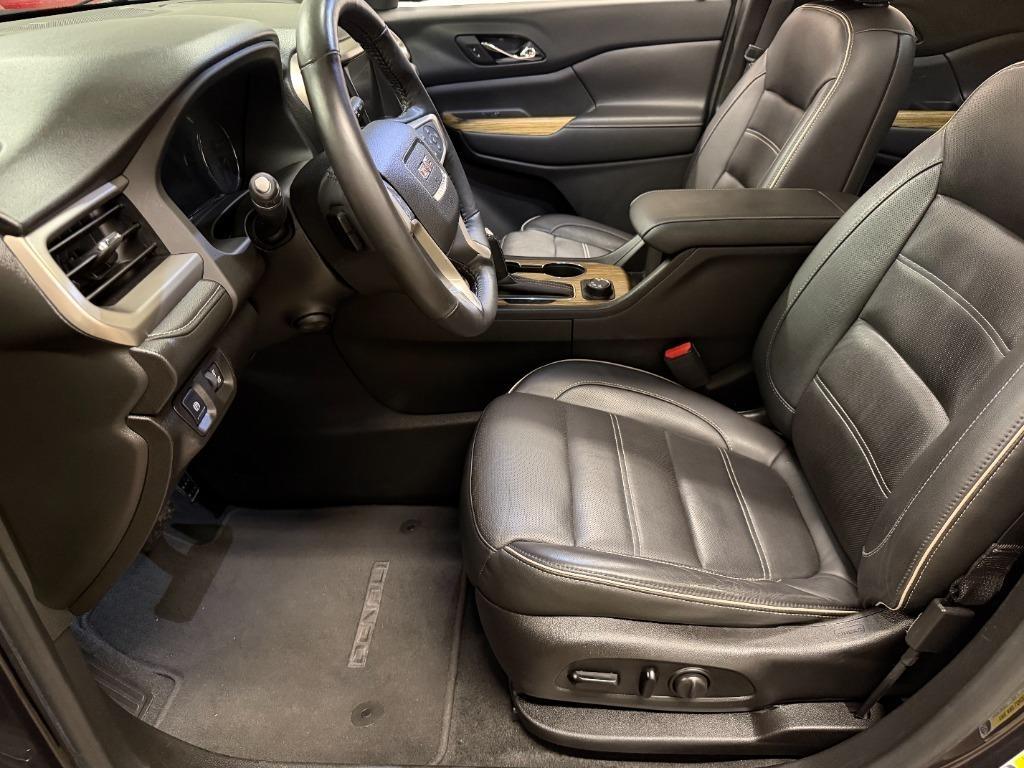 GMC Acadia Denali 2017