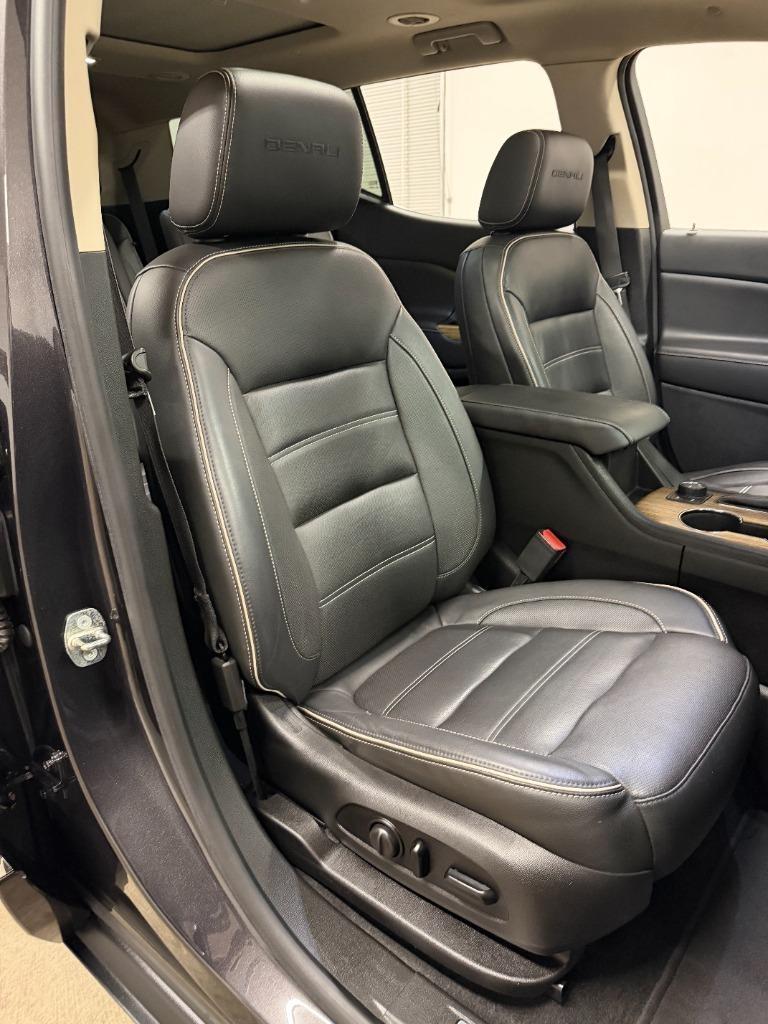 GMC Acadia Denali 2017