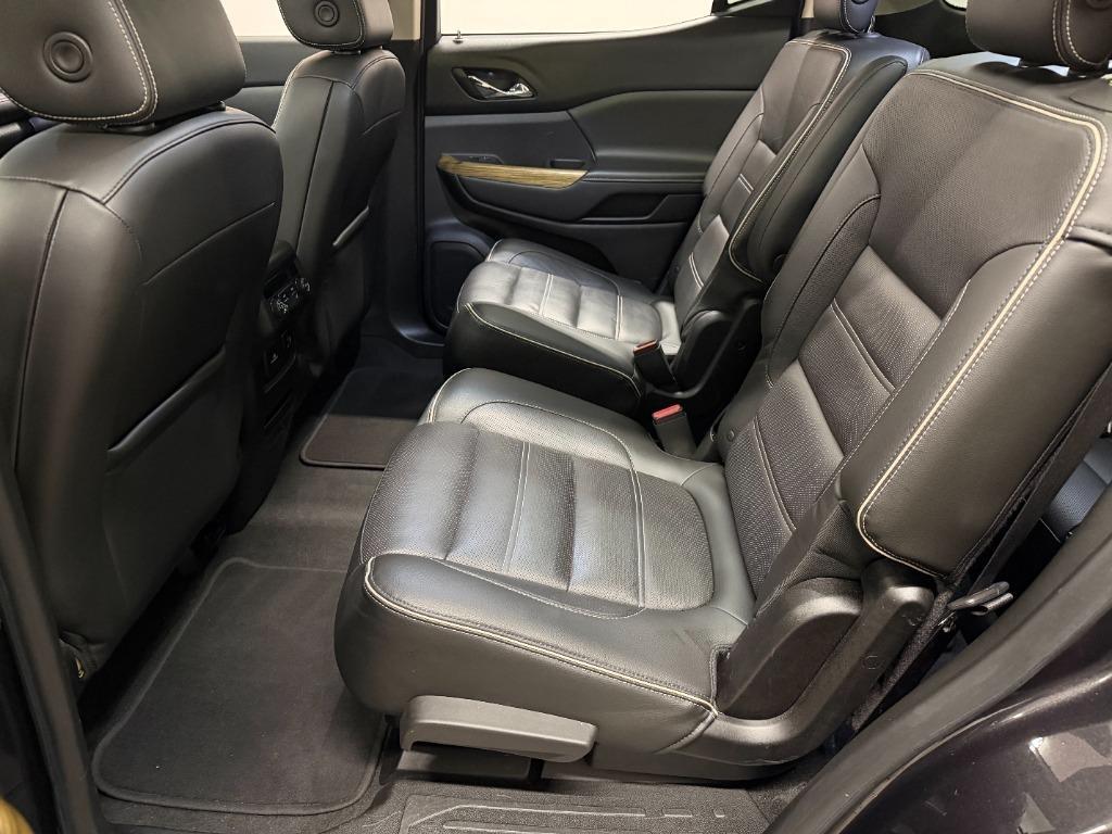 GMC Acadia Denali 2017