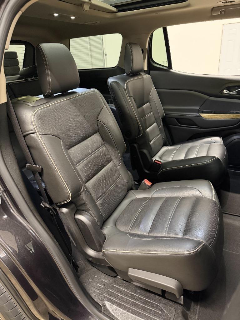 GMC Acadia Denali 2017