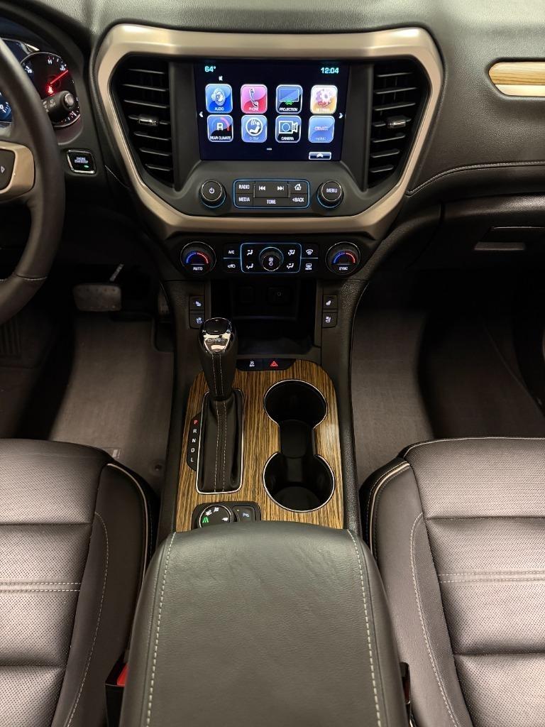 GMC Acadia Denali 2017