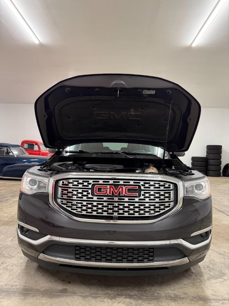 GMC Acadia Denali 2017