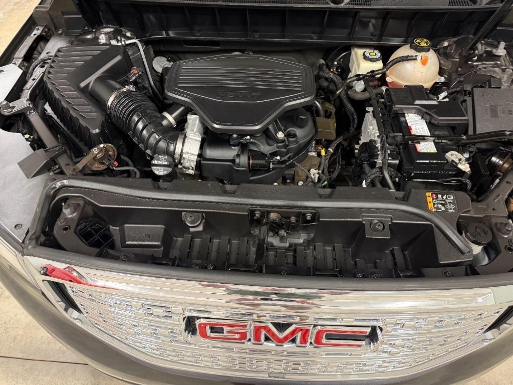 GMC Acadia Denali 2017