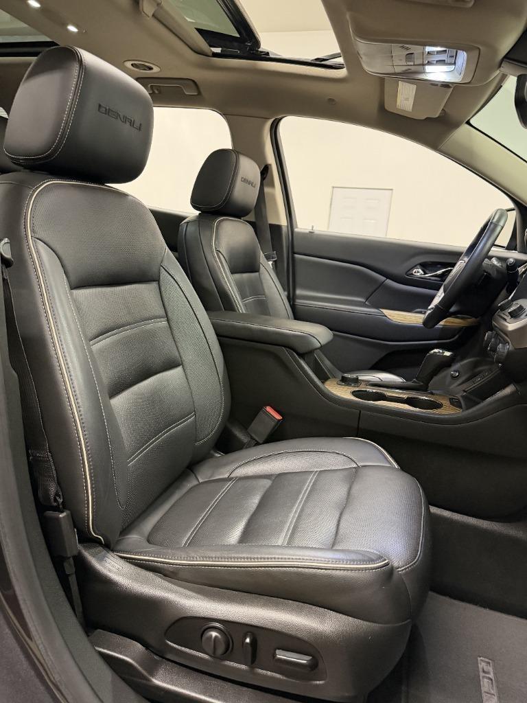GMC Acadia Denali 2017