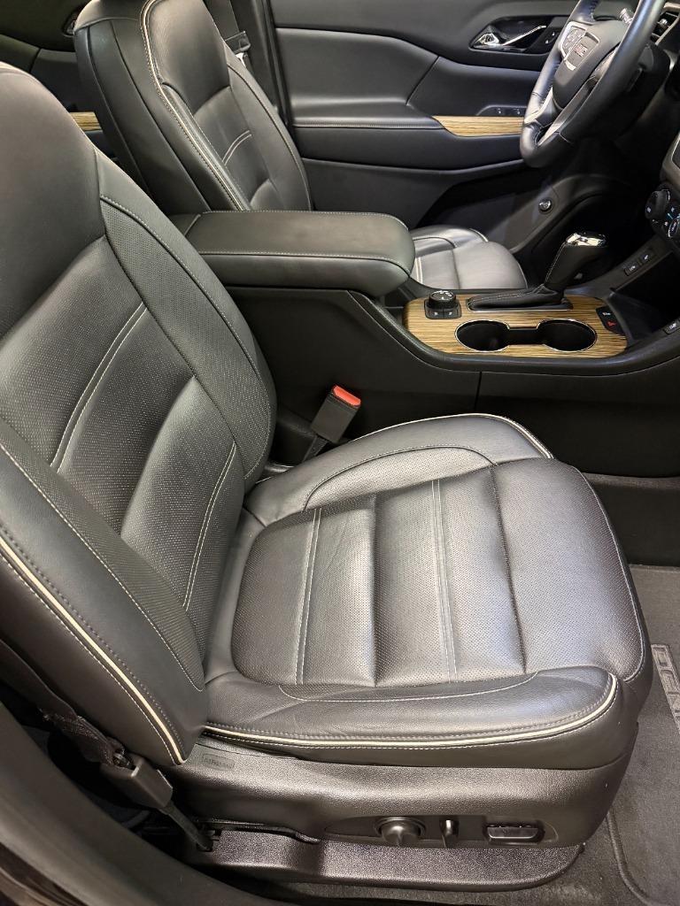 GMC Acadia Denali 2017