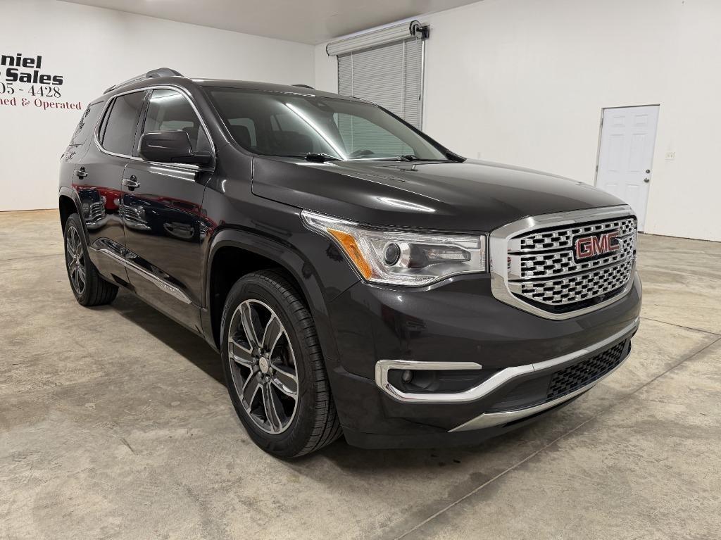 GMC Acadia Denali 2017