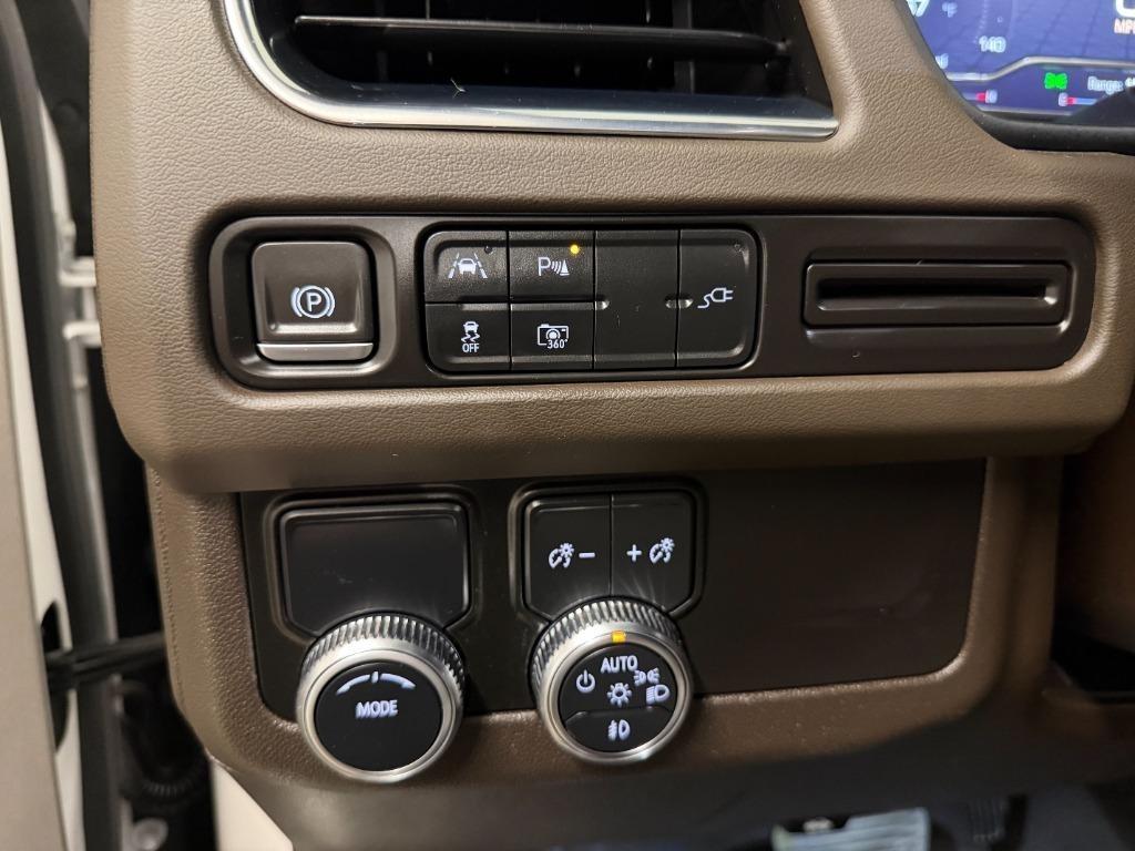 GMC Yukon XL SLT 2WD 2022