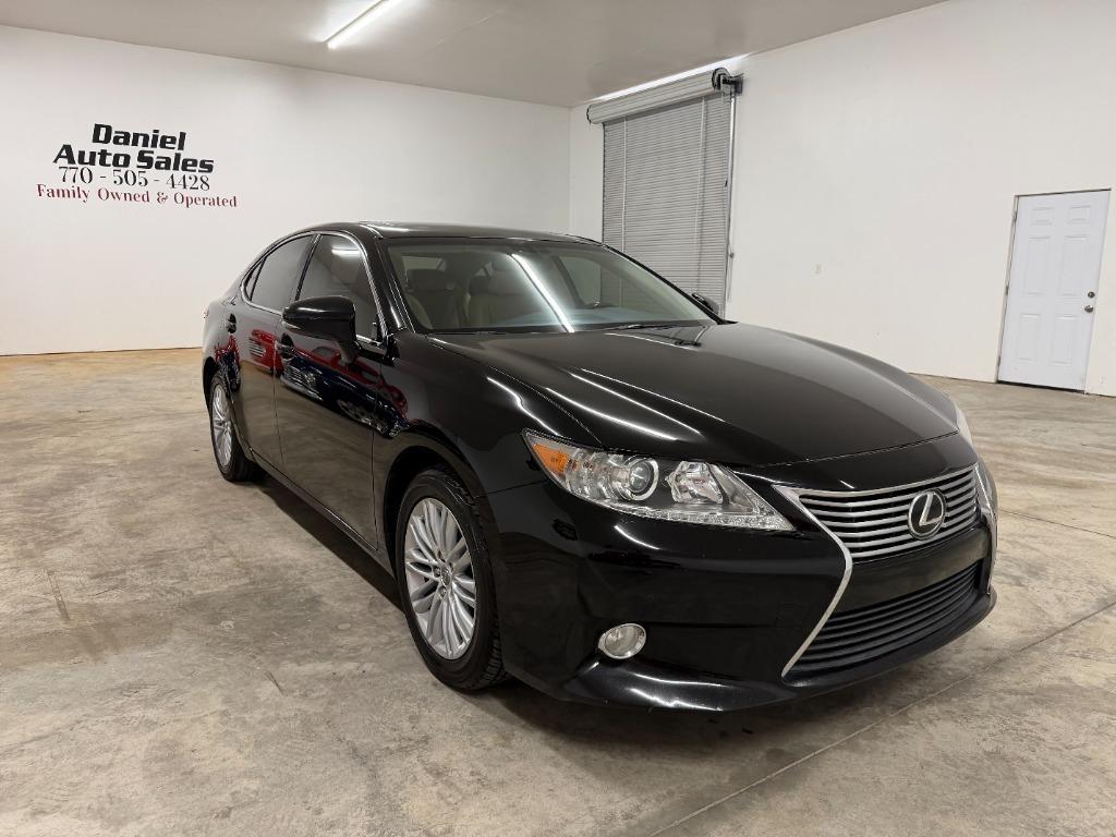 Lexus ES 350 Sedan 2013