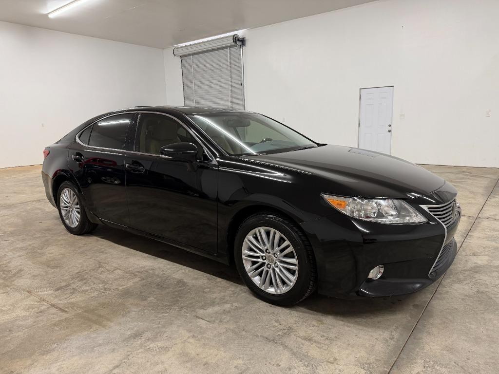 Lexus ES 350 Sedan 2013