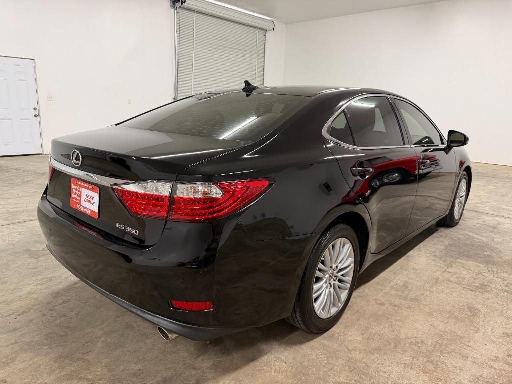 Lexus ES 350 Sedan 2013