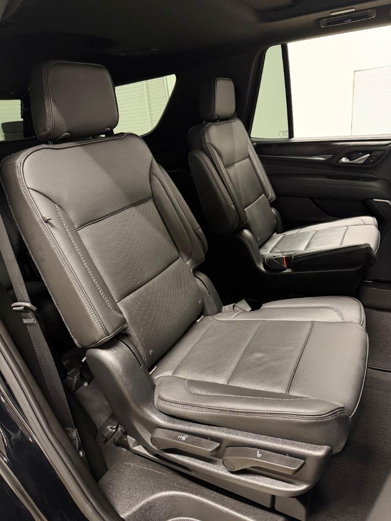 GMC Yukon Denali 4WD 2021