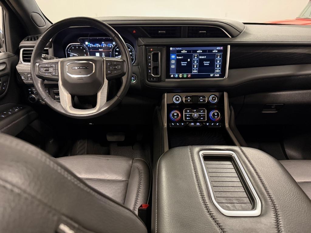 GMC Yukon Denali 4WD 2021