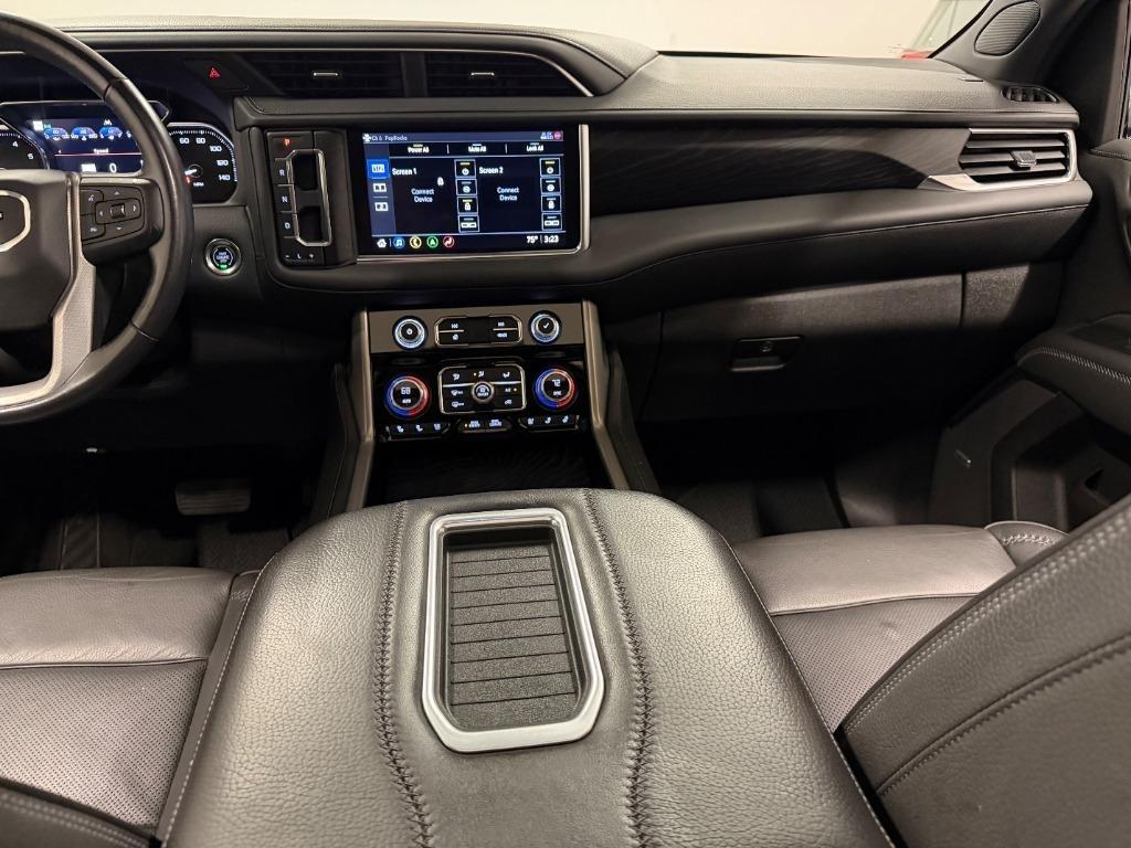 GMC Yukon Denali 4WD 2021