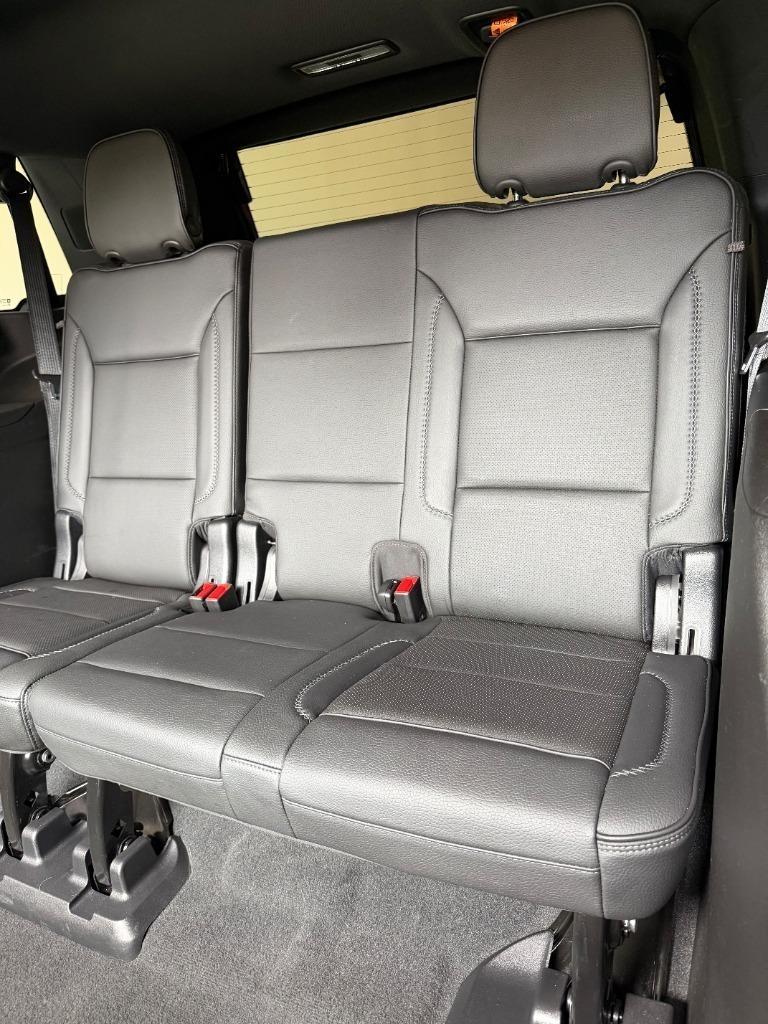 GMC Yukon Denali 4WD 2021