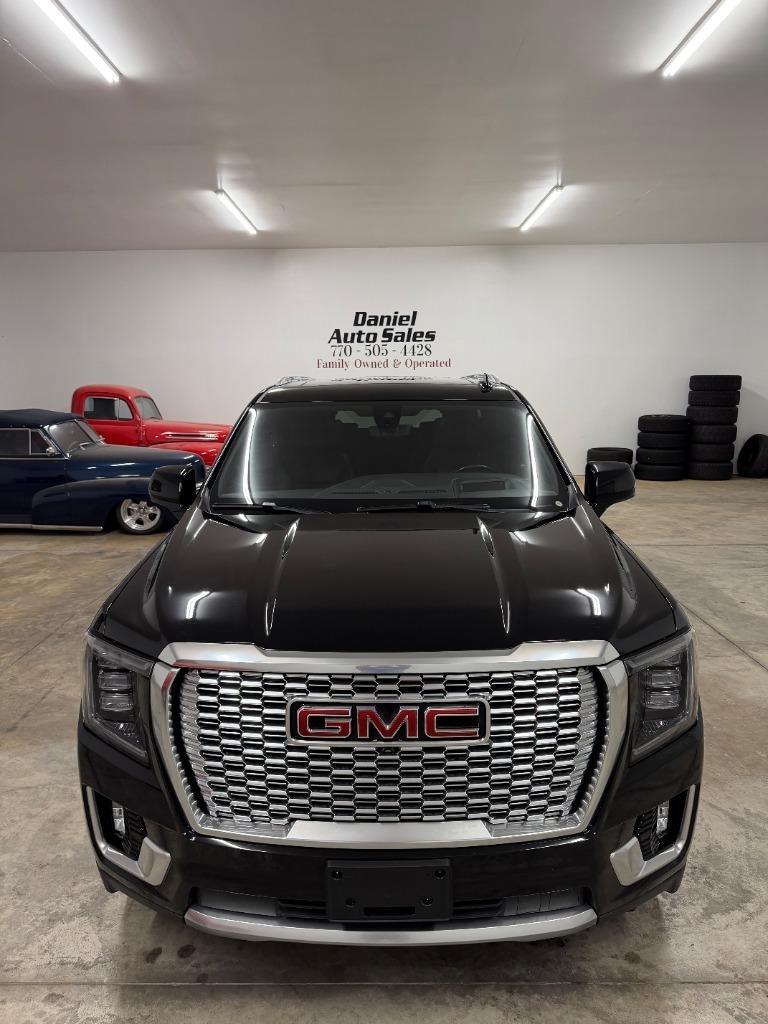 GMC Yukon Denali 4WD 2021