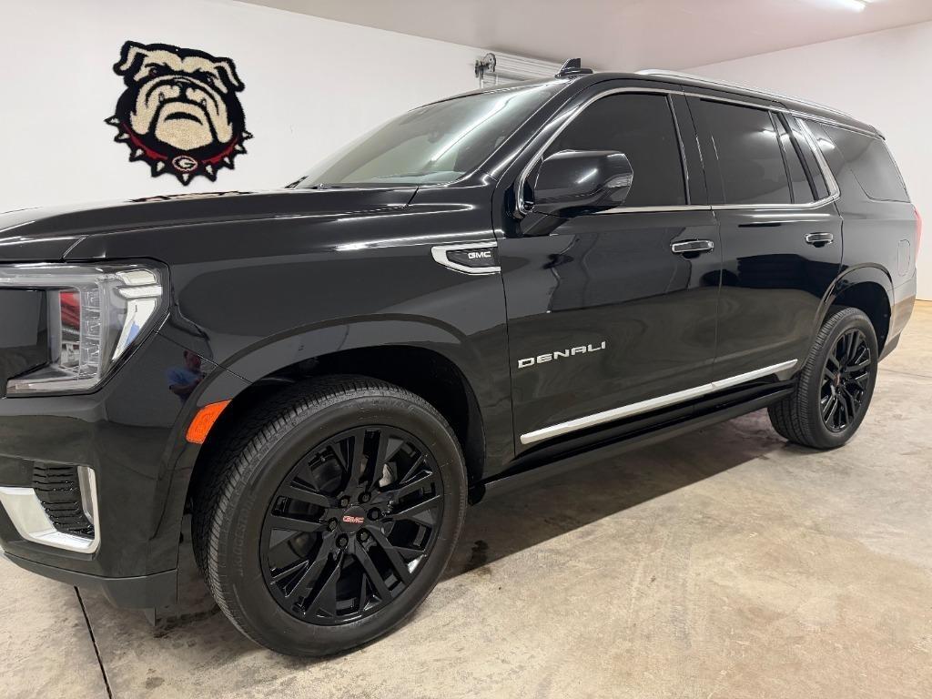 GMC Yukon Denali 4WD 2021