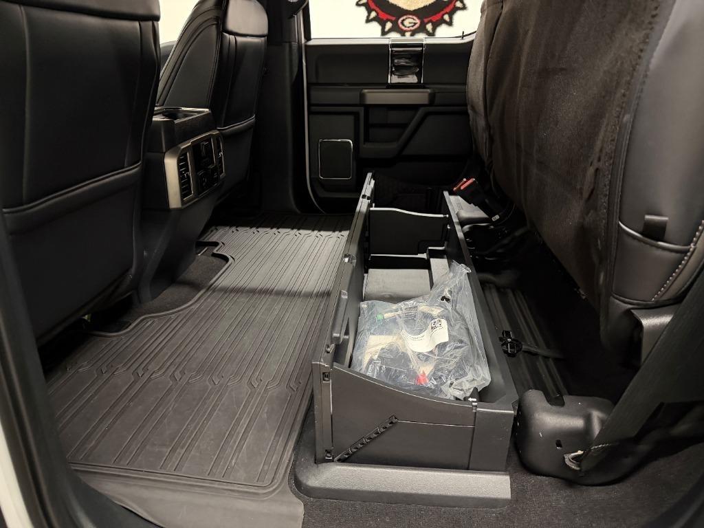 Ford F-350 SD Platinum Crew Cab Long Box 4WD 2022