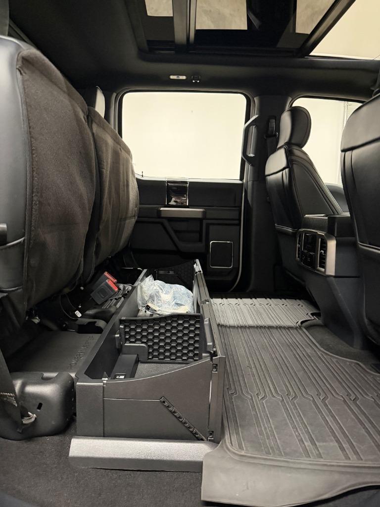 Ford F-350 SD Platinum Crew Cab Long Box 4WD 2022