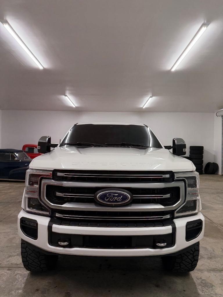 Ford F-350 SD Platinum Crew Cab Long Box 4WD 2022