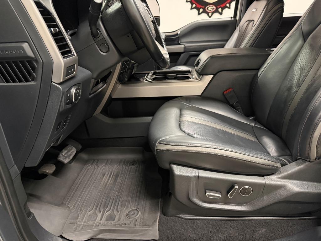 Ford F-350 SD Platinum Crew Cab Long Box 4WD 2022
