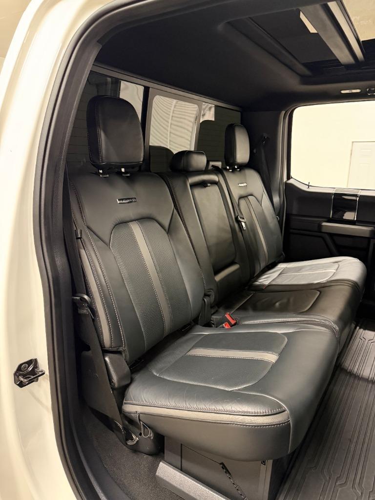 Ford F-350 SD Platinum Crew Cab Long Box 4WD 2022