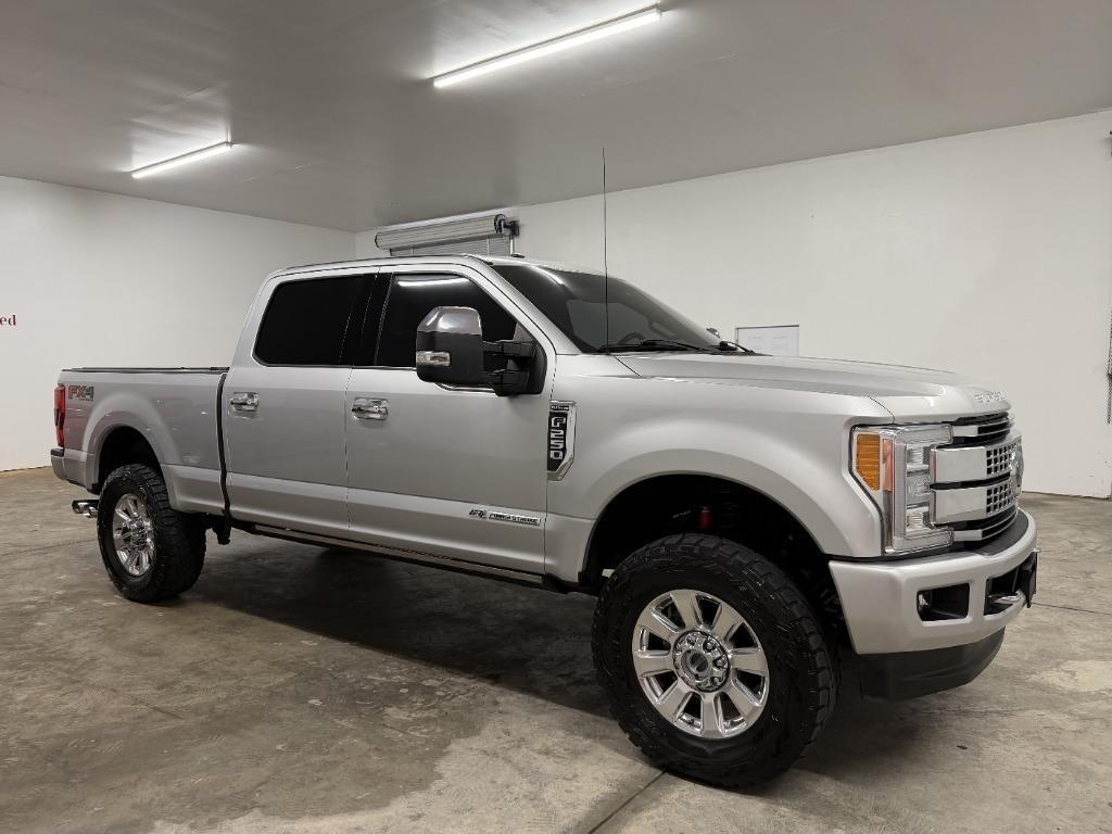 Ford F-250 SD King Ranch Crew Cab 4WD 2017