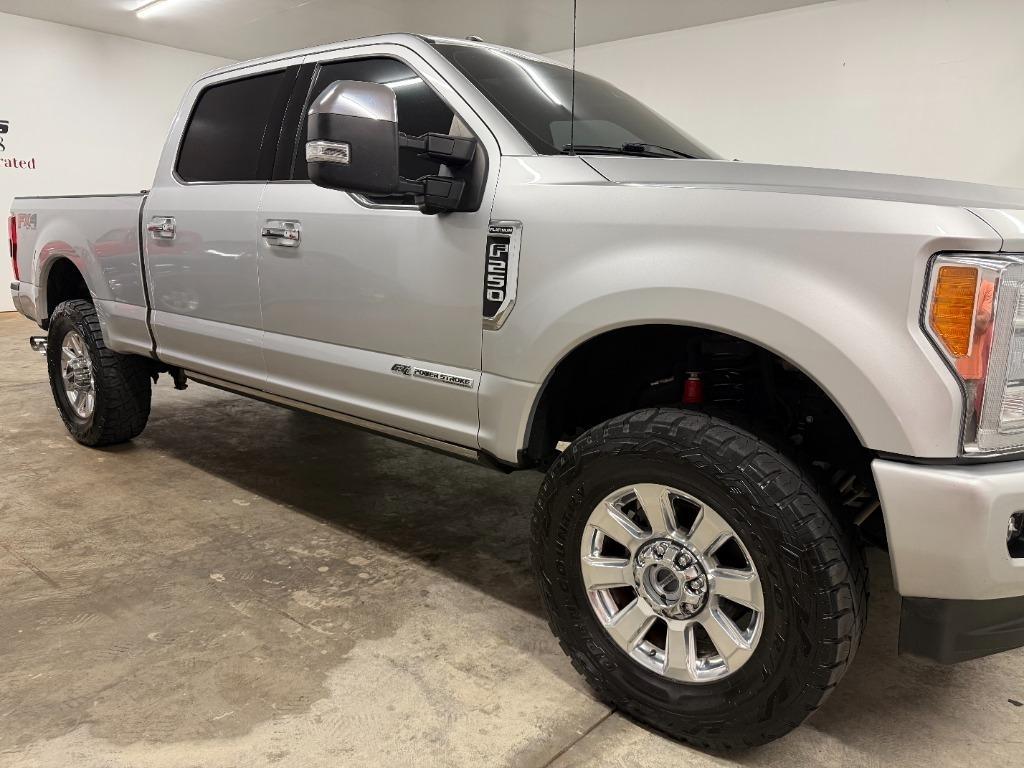 Ford F-250 SD King Ranch Crew Cab 4WD 2017
