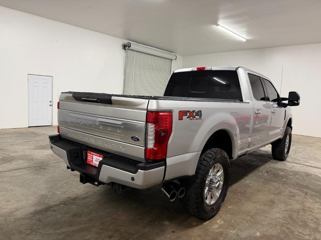 Ford F-250 SD King Ranch Crew Cab 4WD 2017