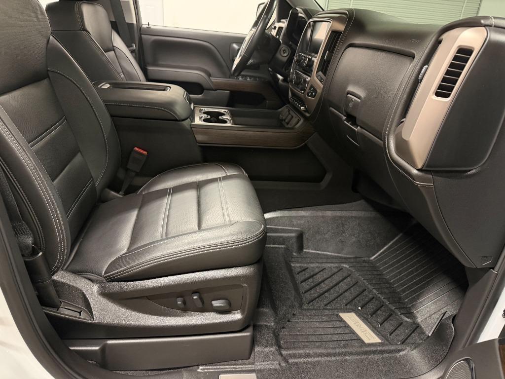 GMC Sierra 1500 Denali Crew Cab Long Box 4WD 2018
