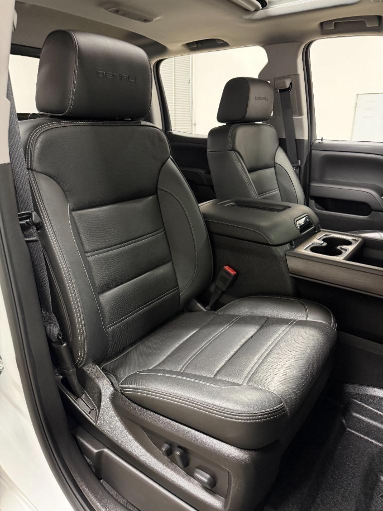 GMC Sierra 1500 Denali Crew Cab Long Box 4WD 2018