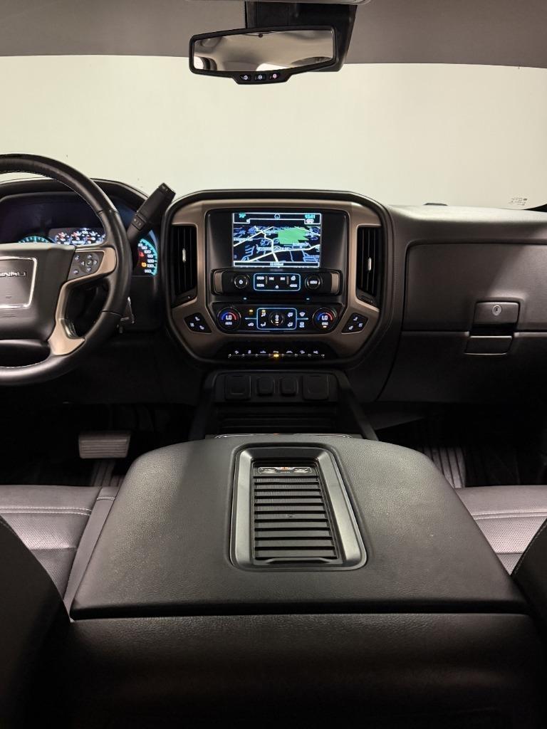 GMC Sierra 1500 Denali Crew Cab Long Box 4WD 2018