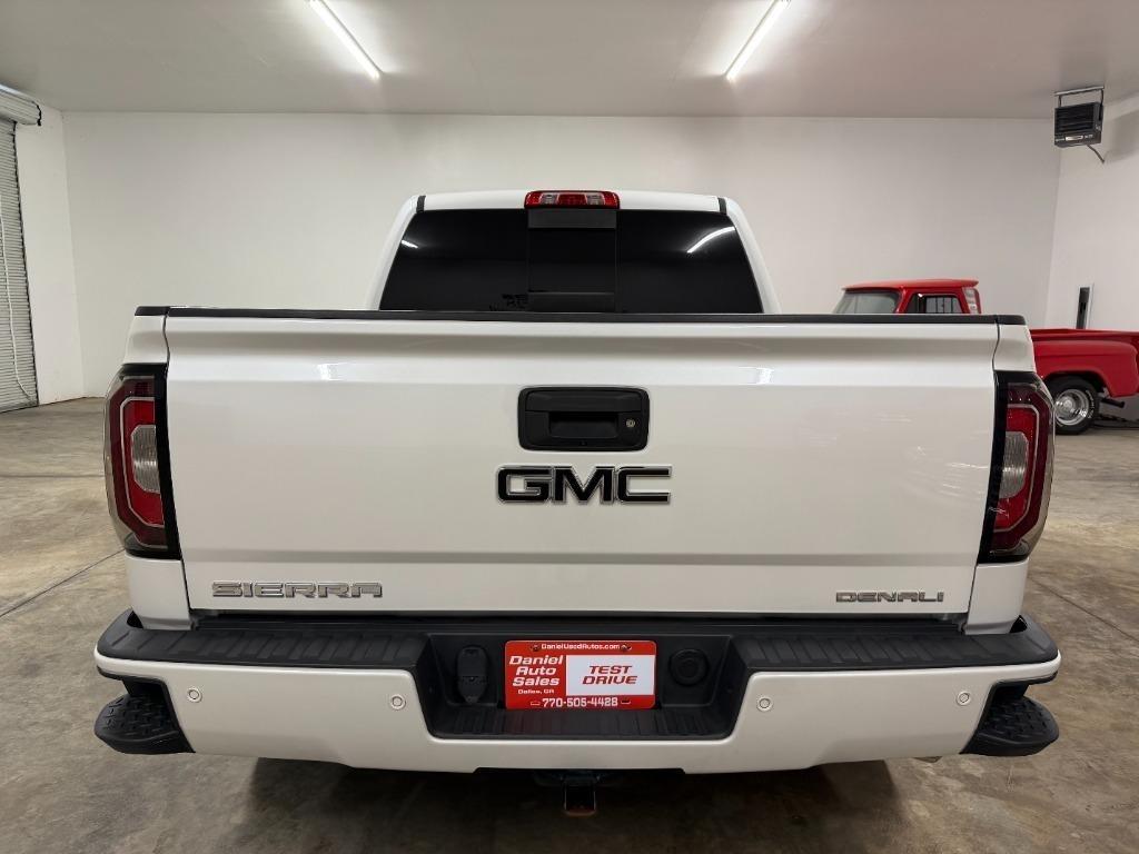GMC Sierra 1500 Denali Crew Cab Long Box 4WD 2018